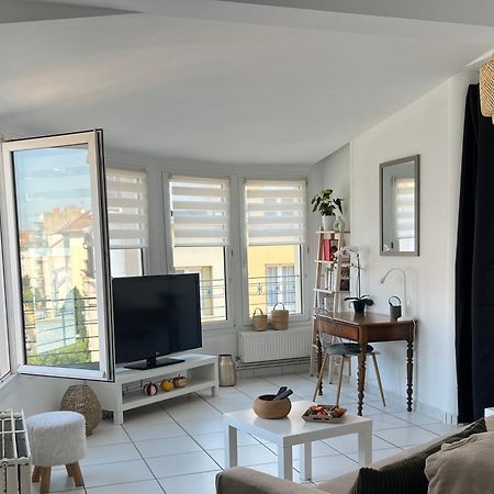 Ferienwohnung Le Marnie Metz Exterior foto