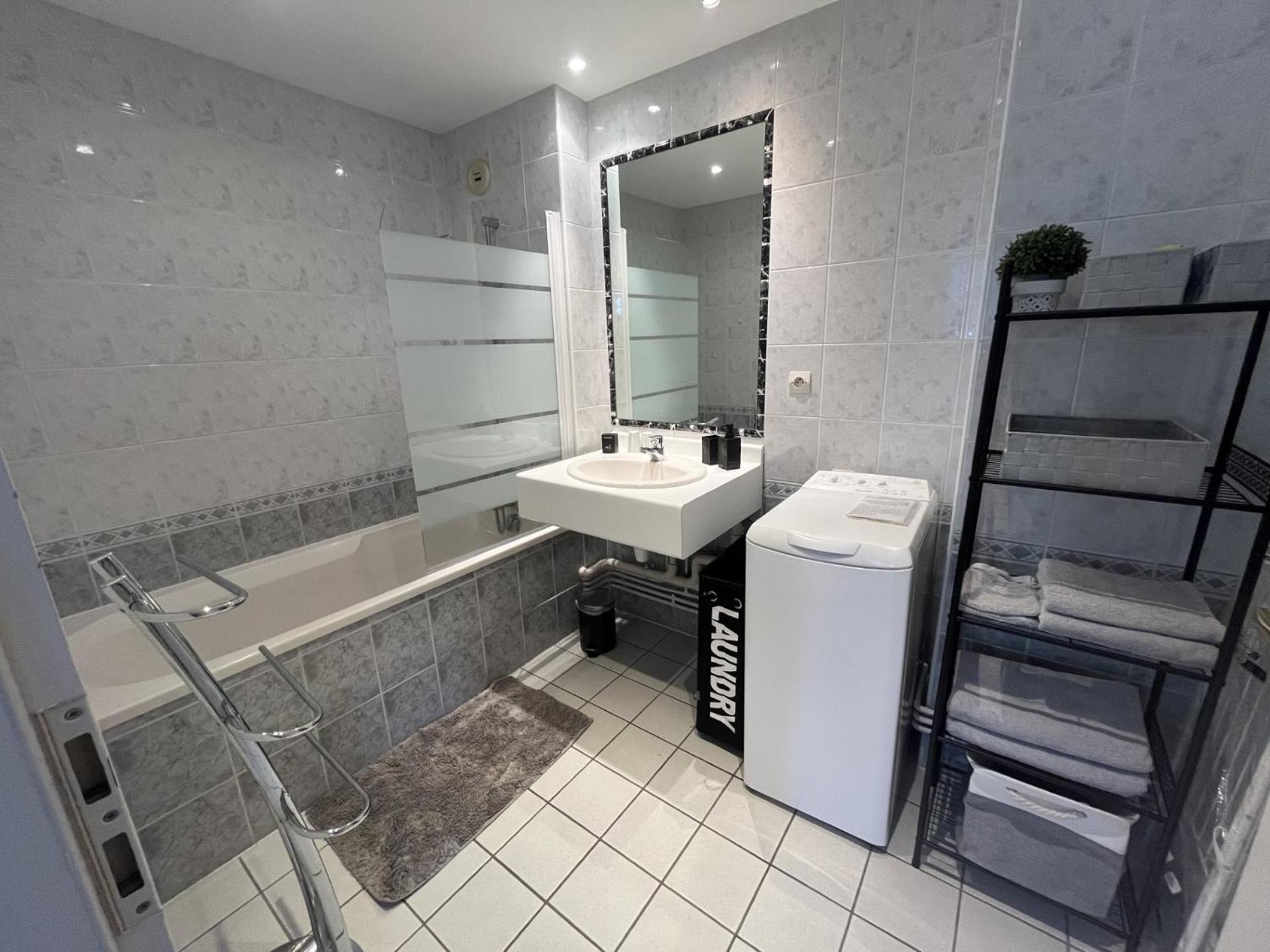 Ferienwohnung Le Marnie Metz Exterior foto