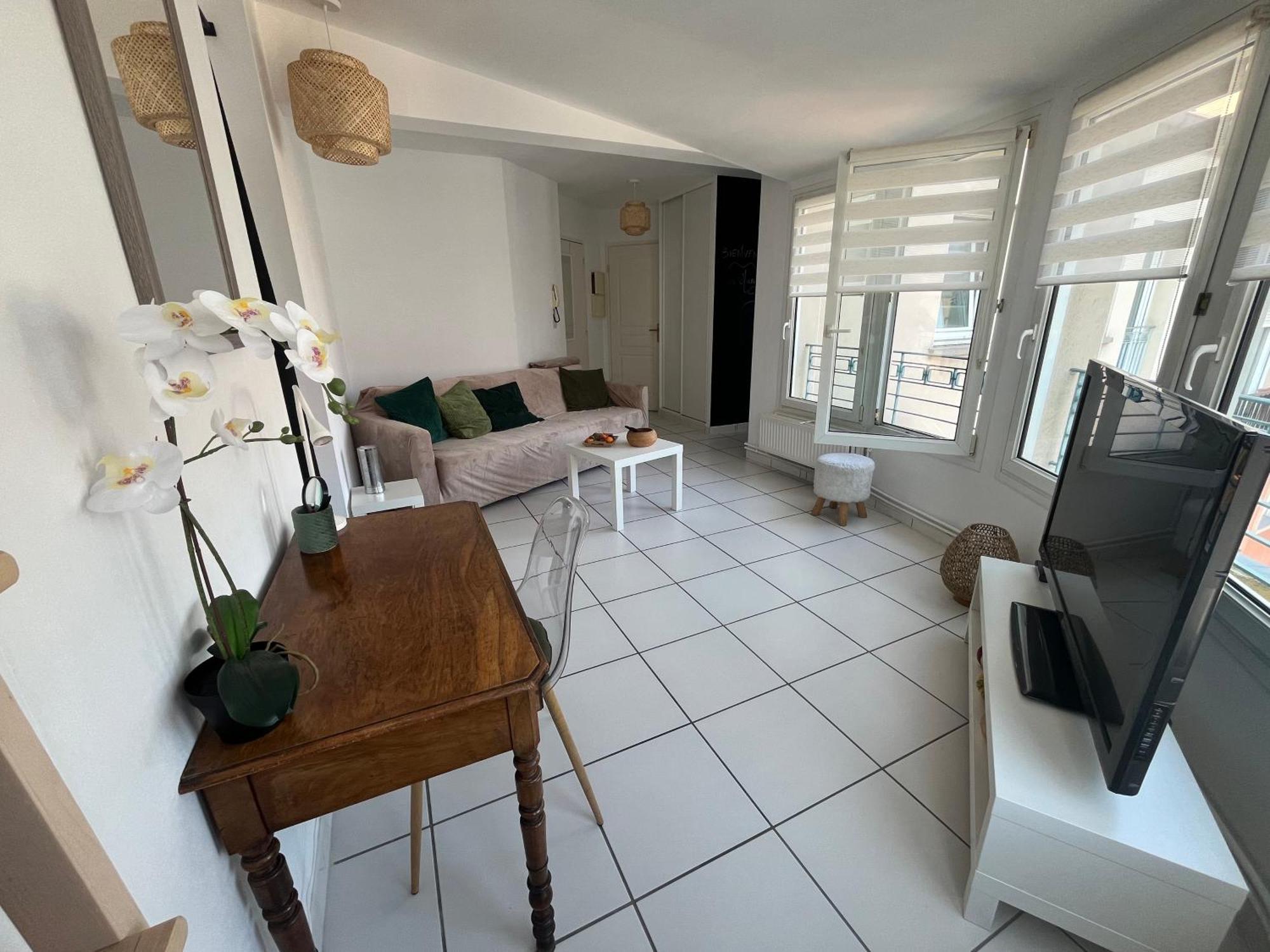 Ferienwohnung Le Marnie Metz Exterior foto